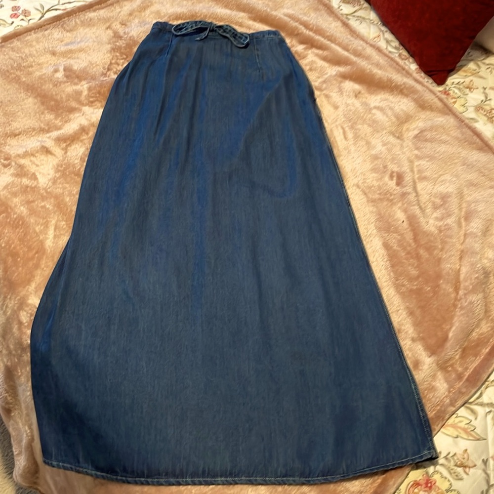 Denim long skirt